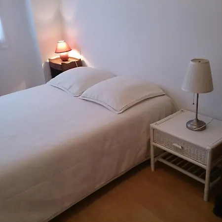 Holiday home Maison Pour 7 Au Coeur De Royan, Jardin Clos, Proche Et Centre-ville, Wifi Inclus - Fr-1-494-71 *