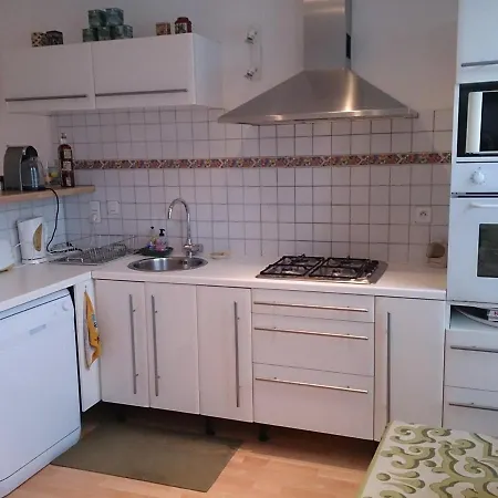 Maison Pour 7 Au Cœur De Royan, Jardin Clos, Proche Et Centre-ville, Wifi Inclus - Fr-1-494-71