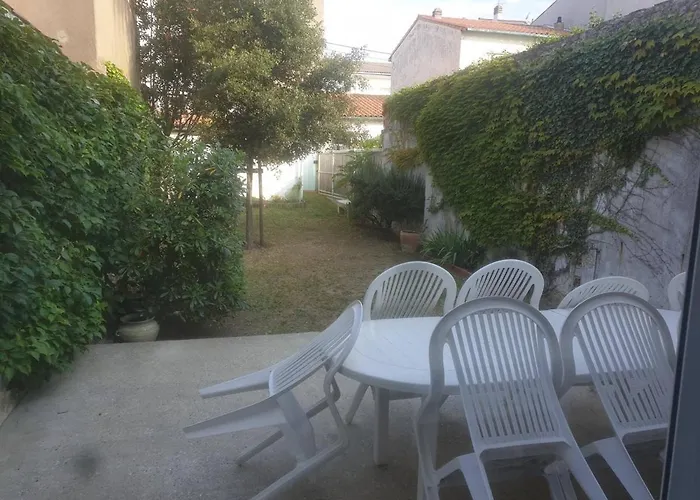 Holiday home Maison Pour 7 Au Coeur De Royan, Jardin Clos, Proche Et Centre-ville, Wifi Inclus - Fr-1-494-71 Royan